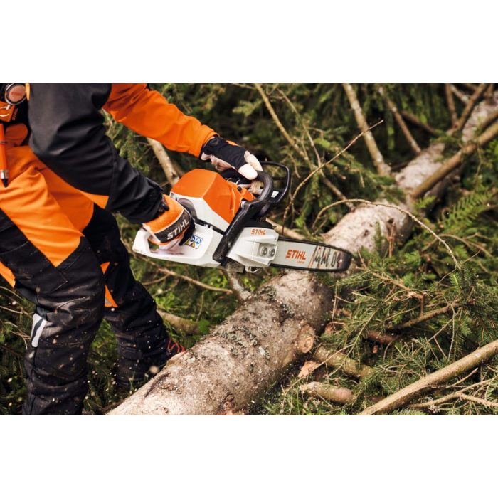 Motofierastrau STIHL MS 400.1 C-M putere 3.9 kW benzina lama 40cm